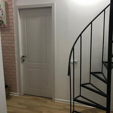 Guest House Story Tbilisi Esterno foto
