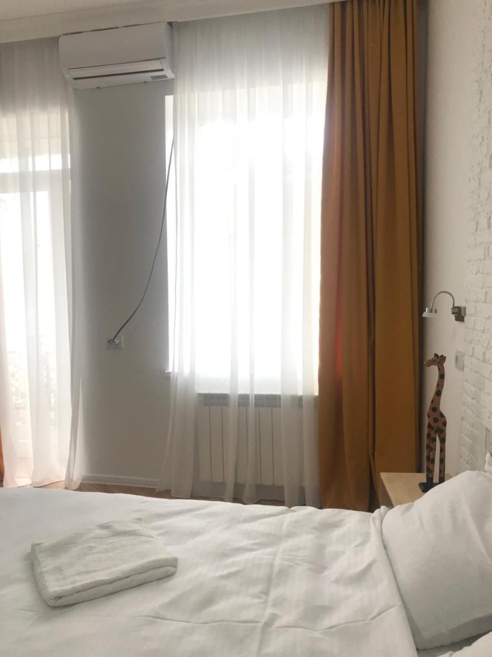 Guest House Story Tbilisi Esterno foto